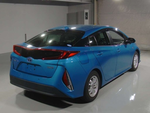 Toyota PRIUS PHV 2019 8582134-1
