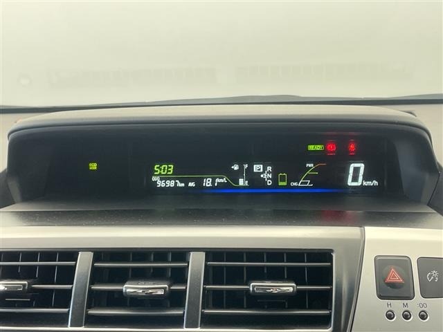 Toyota PRIUS 2013 8570440-16