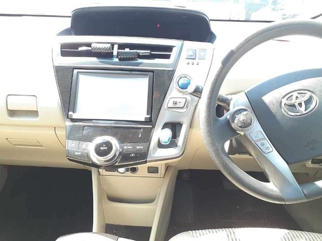 Toyota PRIUS 2015 8570515-11