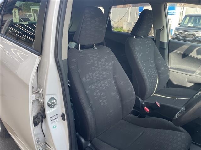 Toyota RACTIS 2011 8571533-2