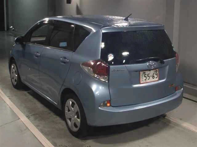 Toyota RACTIS 2015 8571559-1