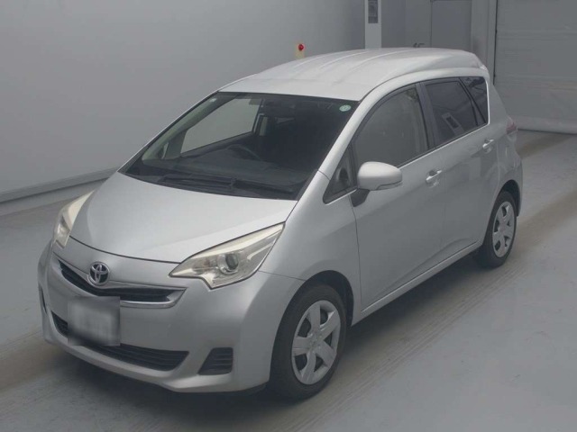 Toyota RACTIS 2014 8571567-0