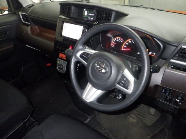 Toyota ROOMY 2017 8581607-3