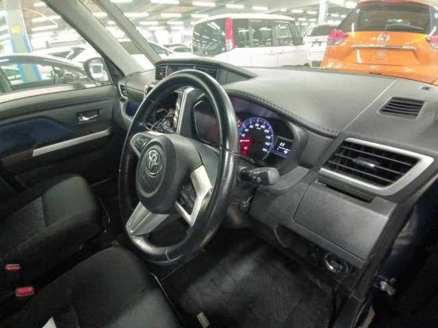 Toyota ROOMY 2018 8581616-9