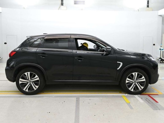Mitsubishi RVR 2021 8584474-3