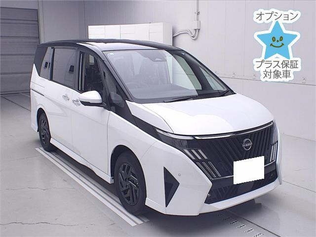 Nissan SERENA 2026 8582961-0