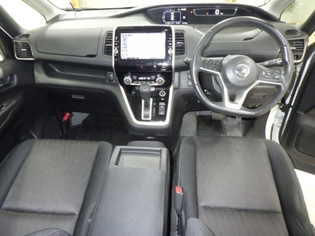 Nissan SERENA 2016 8583009-3