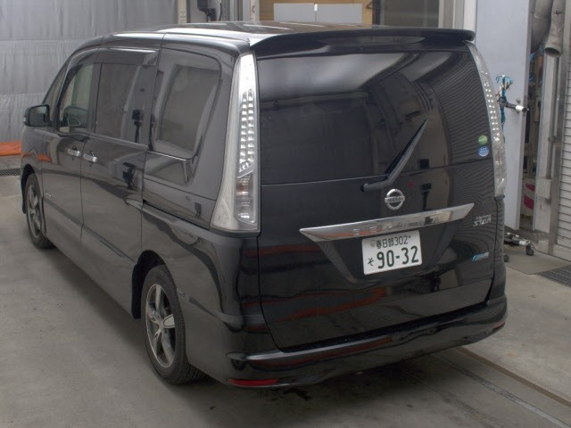 Nissan SERENA 2013 8583121-1