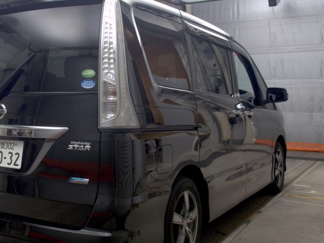 Nissan SERENA 2013 8583121-5