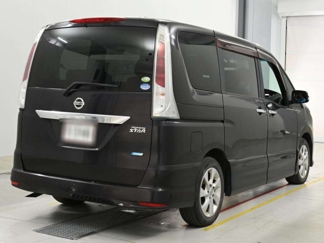 Nissan SERENA 2011 8583168-1