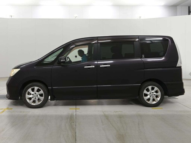 Nissan SERENA 2011 8583168-4