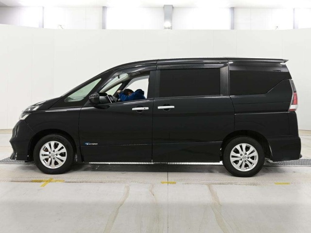 Nissan SERENA 2017 8583169-4