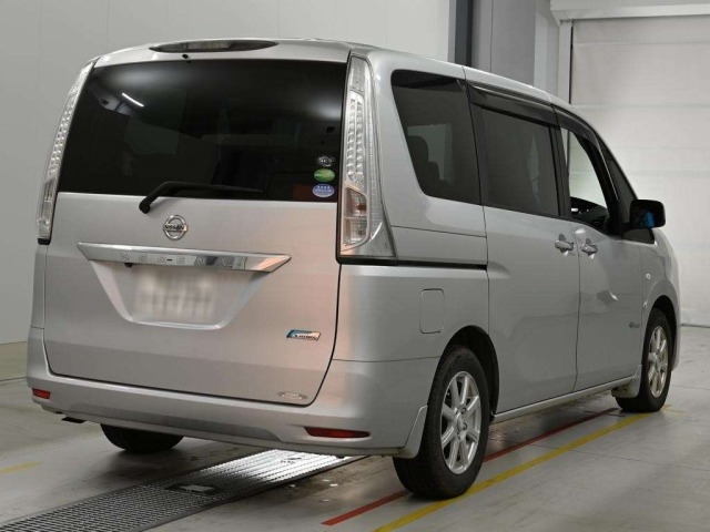 Nissan SERENA 2012 8583170-1