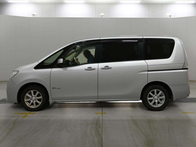 Nissan SERENA 2012 8583170-4