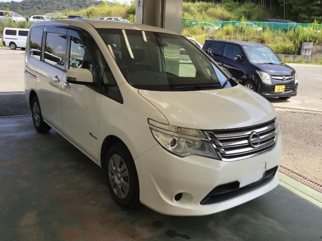 Nissan SERENA 2015 8583206-3