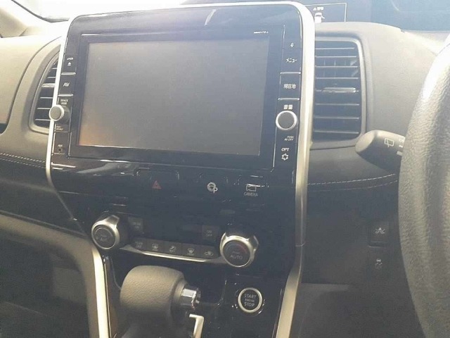 Nissan SERENA 2018 8583249-12