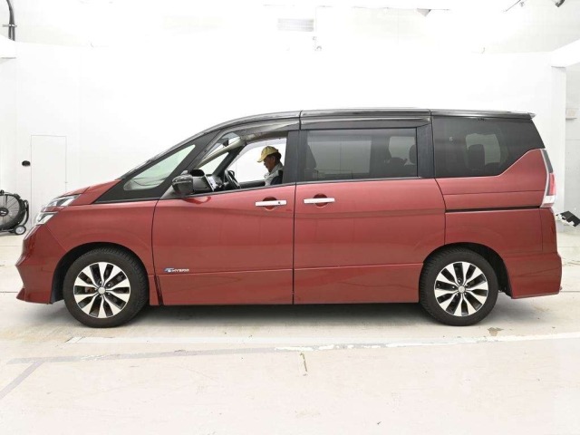 Nissan SERENA 2018 8583249-4