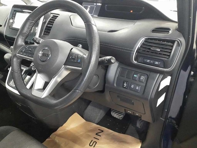 Nissan SERENA 2017 8583256-9