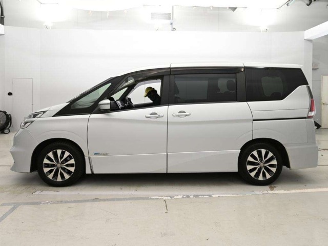 Nissan SERENA 2017 8583257-4