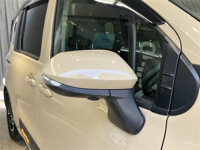 Toyota SIENTA 2025 8572097-3