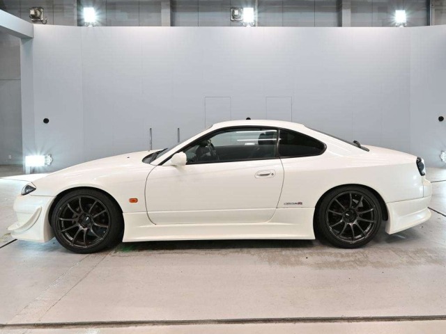 Nissan SILVIA 2002 8577326-4