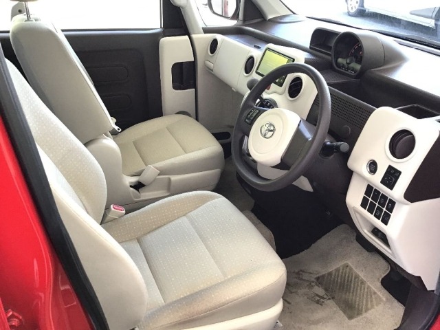 Toyota SPADE 2016 8582243-5