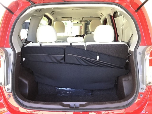 Toyota SPADE 2016 8582243-7