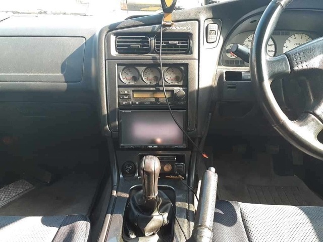 Nissan STAGEA 1999 8583941-11
