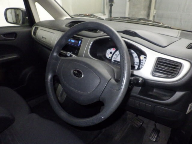 Subaru STELLA 2010 8584438-3