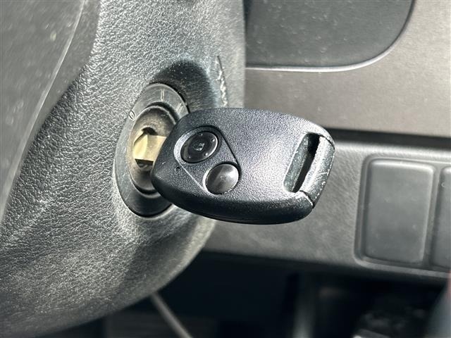Honda STREAM 2011 8584429-7