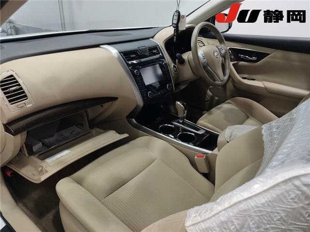 Nissan TEANA 2018 8569011-6