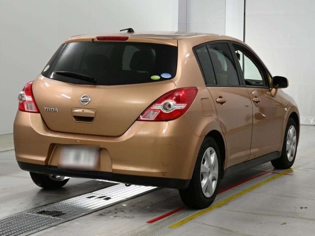 Nissan TIIDA 2009 8582826-1