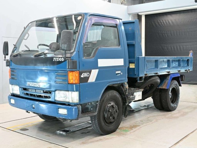 Mazda TITAN 2000 8572006-0