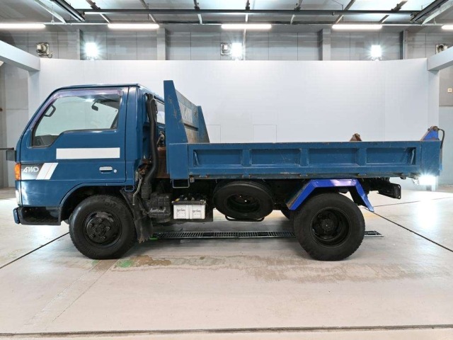 Mazda TITAN 2000 8572006-4