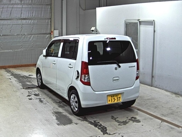 Suzuki WAGON R 2012 8584108-1