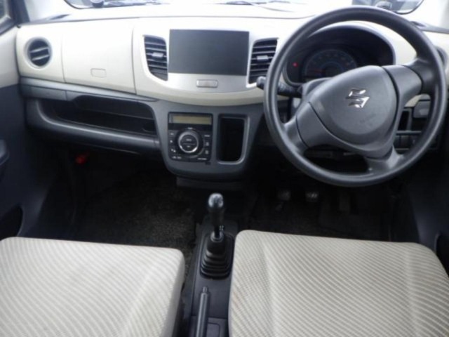 Suzuki WAGON R 2012 8584132-3