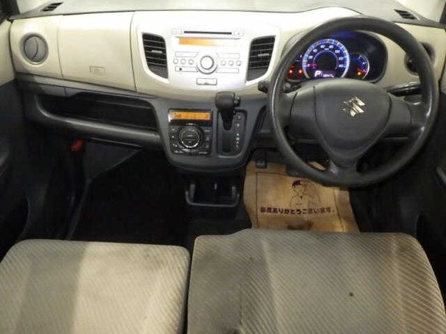Suzuki WAGON R 2013 8584142-3