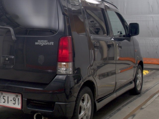 Suzuki WAGON R 2000 8584215-5