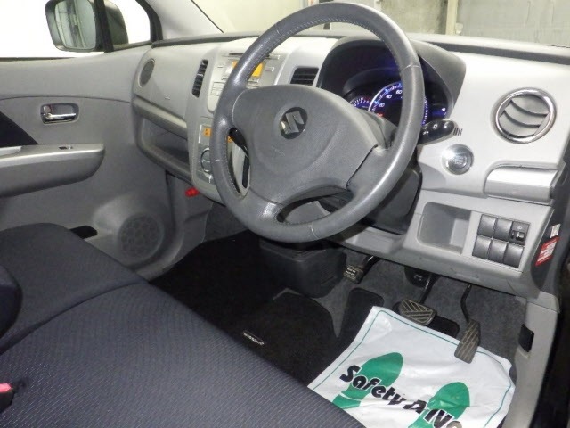 Suzuki WAGON R 2012 8584235-3