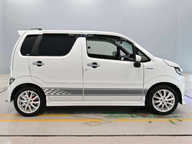 Suzuki WAGON R 2023 8584304-3