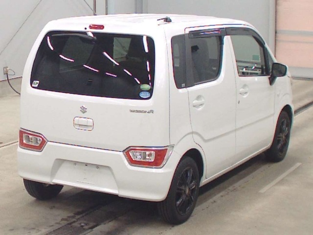 Suzuki WAGON R 2017 8584305-1