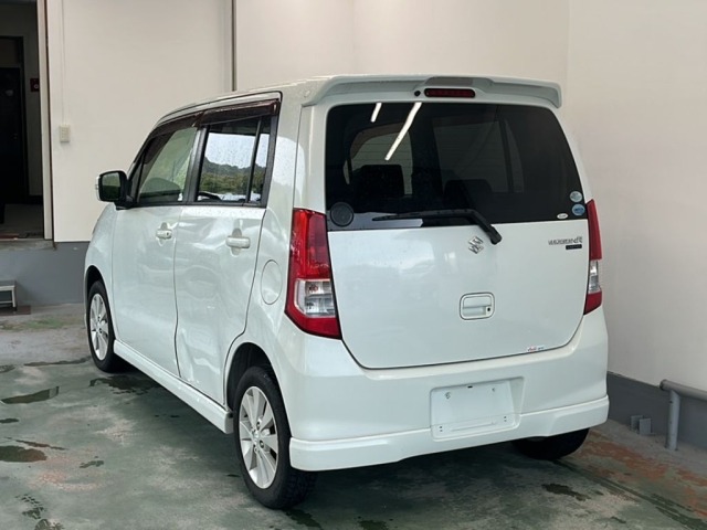 Suzuki WAGON R 2011 8584397-1