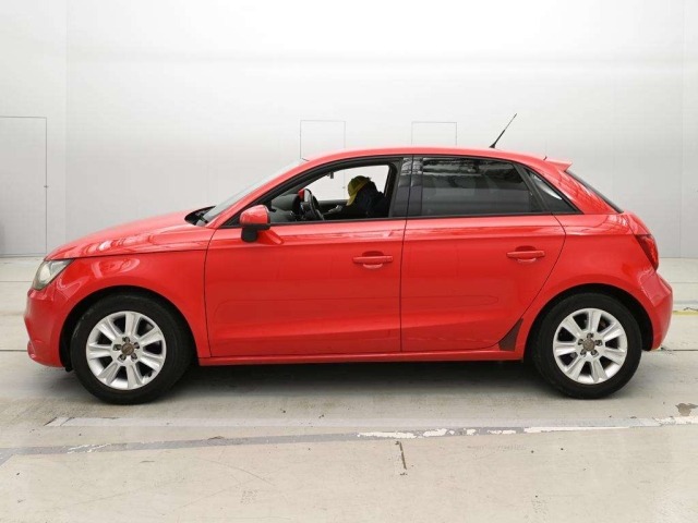 Audi A1 2013 8585676-4
