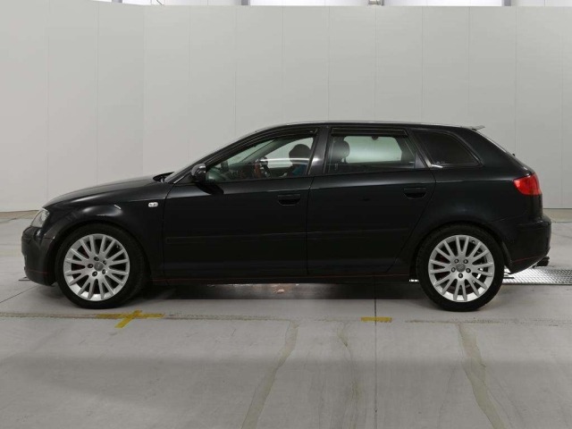 Audi A3 2005 8589718-4