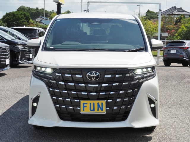 Toyota ALPHARD 2026 8596381-1