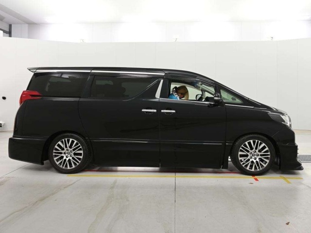 Toyota ALPHARD 2015 8596430-3