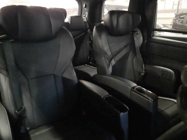 Toyota ALPHARD 2023 8596507-11