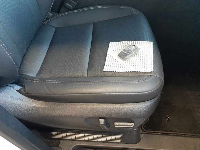 Toyota ALPHARD 2025 8596526-10