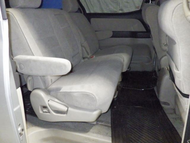 Toyota ALPHARD 2003 8596536-5