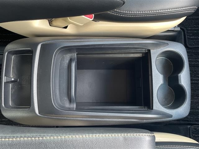 Toyota ALPHARD 2018 8597810-3